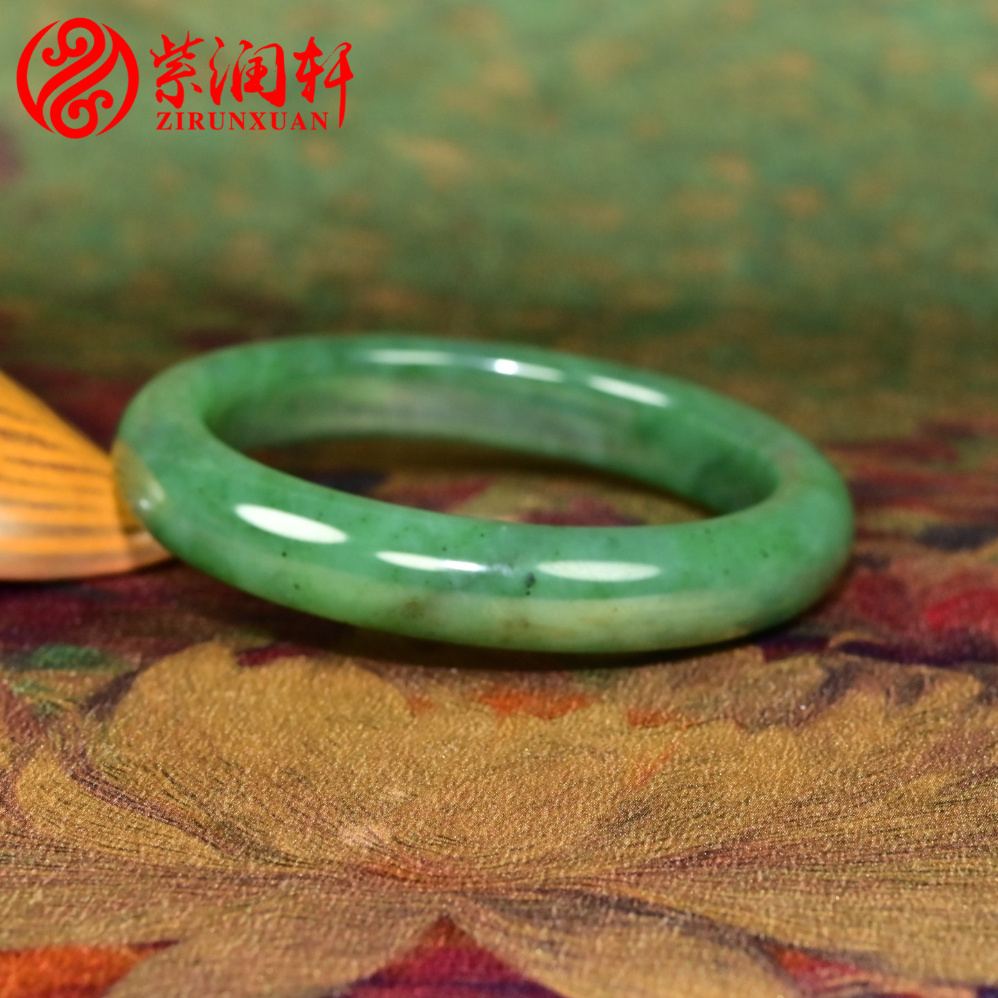 和田玉籽料碧玉手镯玛纳斯苹果绿