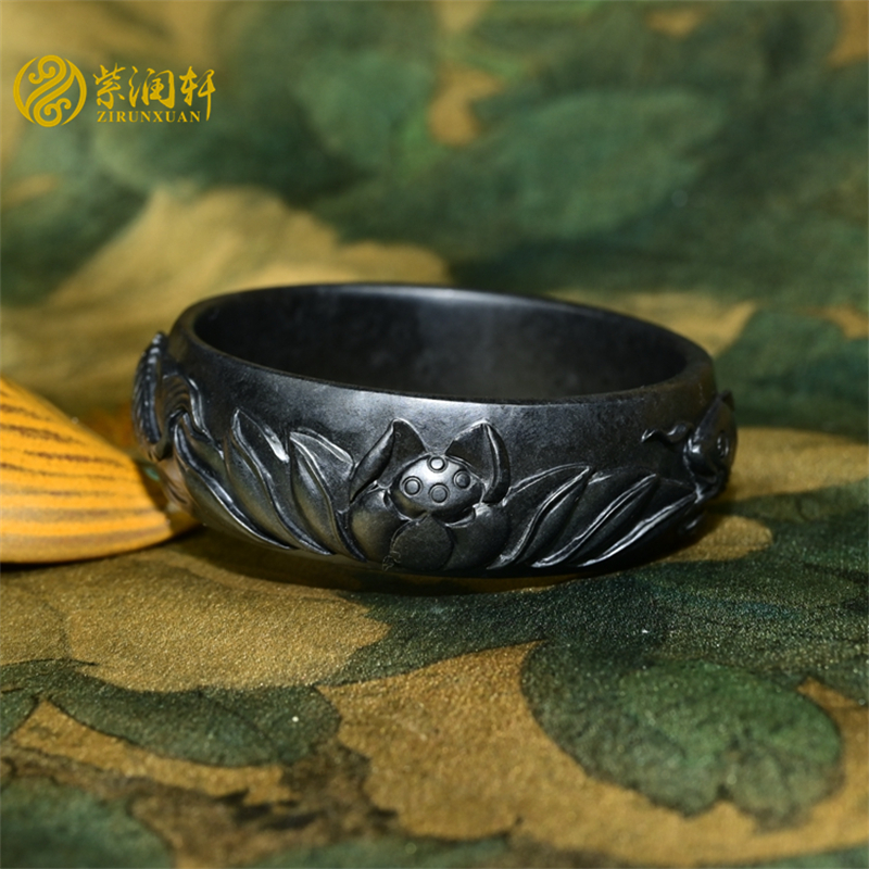 和田玉墨玉籽料手镯莲花荷花鲤鱼