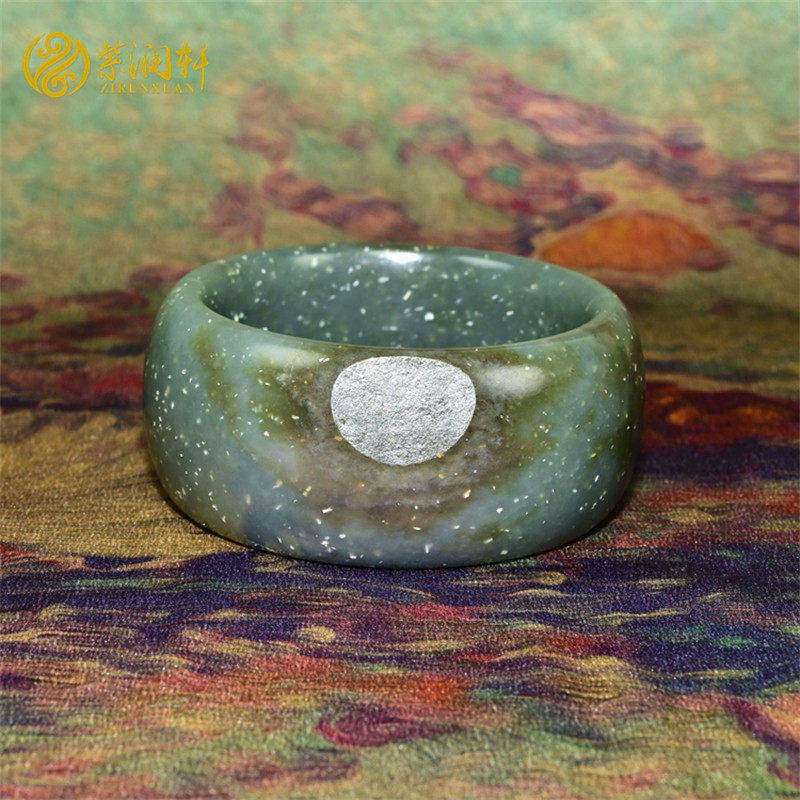 紫润轩新疆和田玉超宽条手镯糖青玉宽版玉镯63MM留糖皮罕见传家级