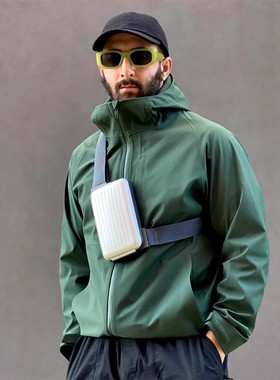 法国制造OGON欧夹时尚潮流斜挎包背包卡包男女证件护照运动手机包