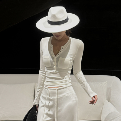 自制秋季极简风显瘦设计亨利领金属扣双口袋长袖T恤2025收腰打底