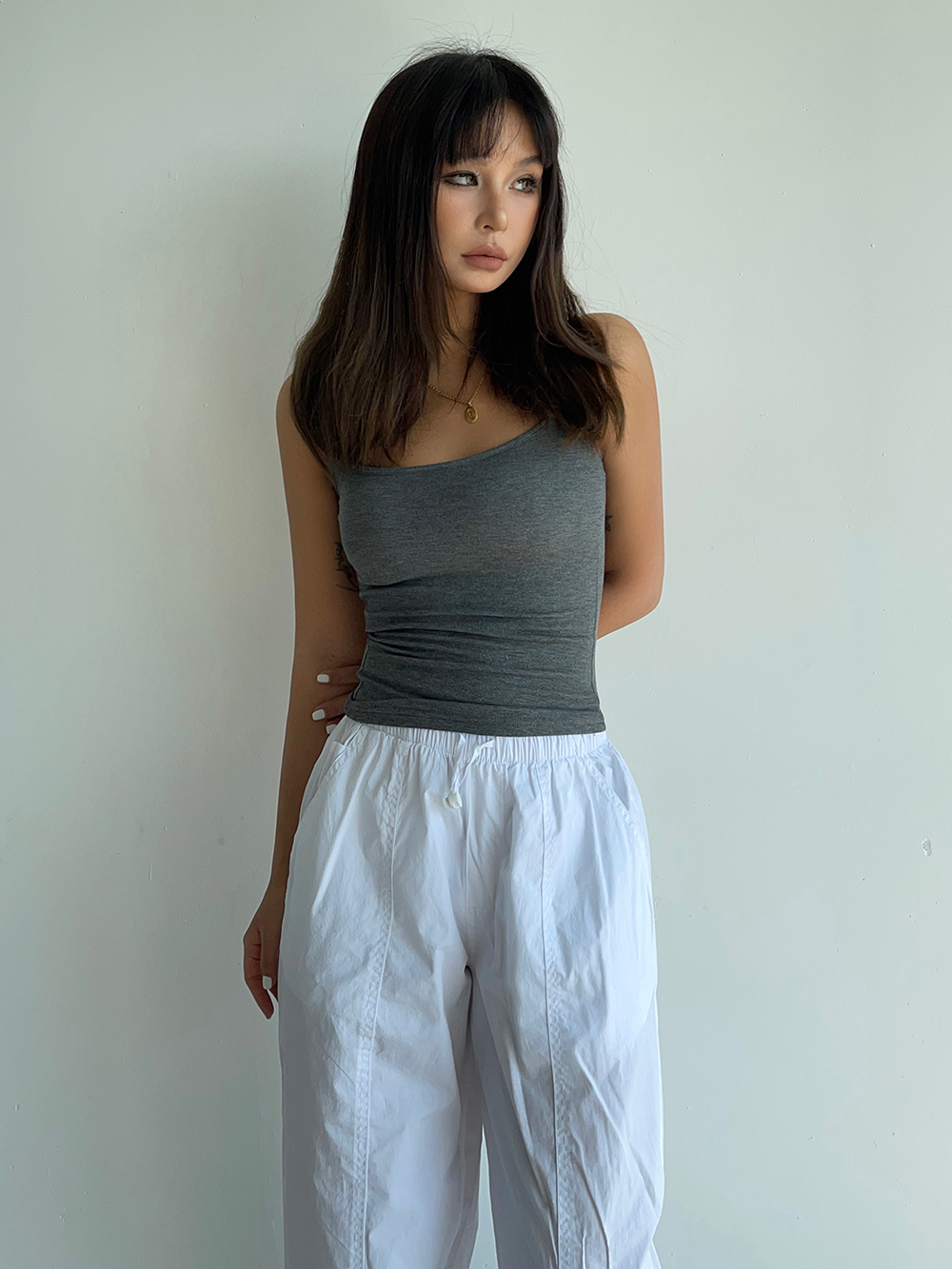 漫画胸纯色吊带女新款带胸垫背心小胸外扩显大打底上衣内搭外穿