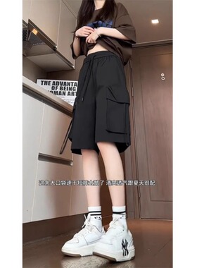 黑色大口袋美式工装短裤女2026新款休闲宽松直筒运动特大码五分裤