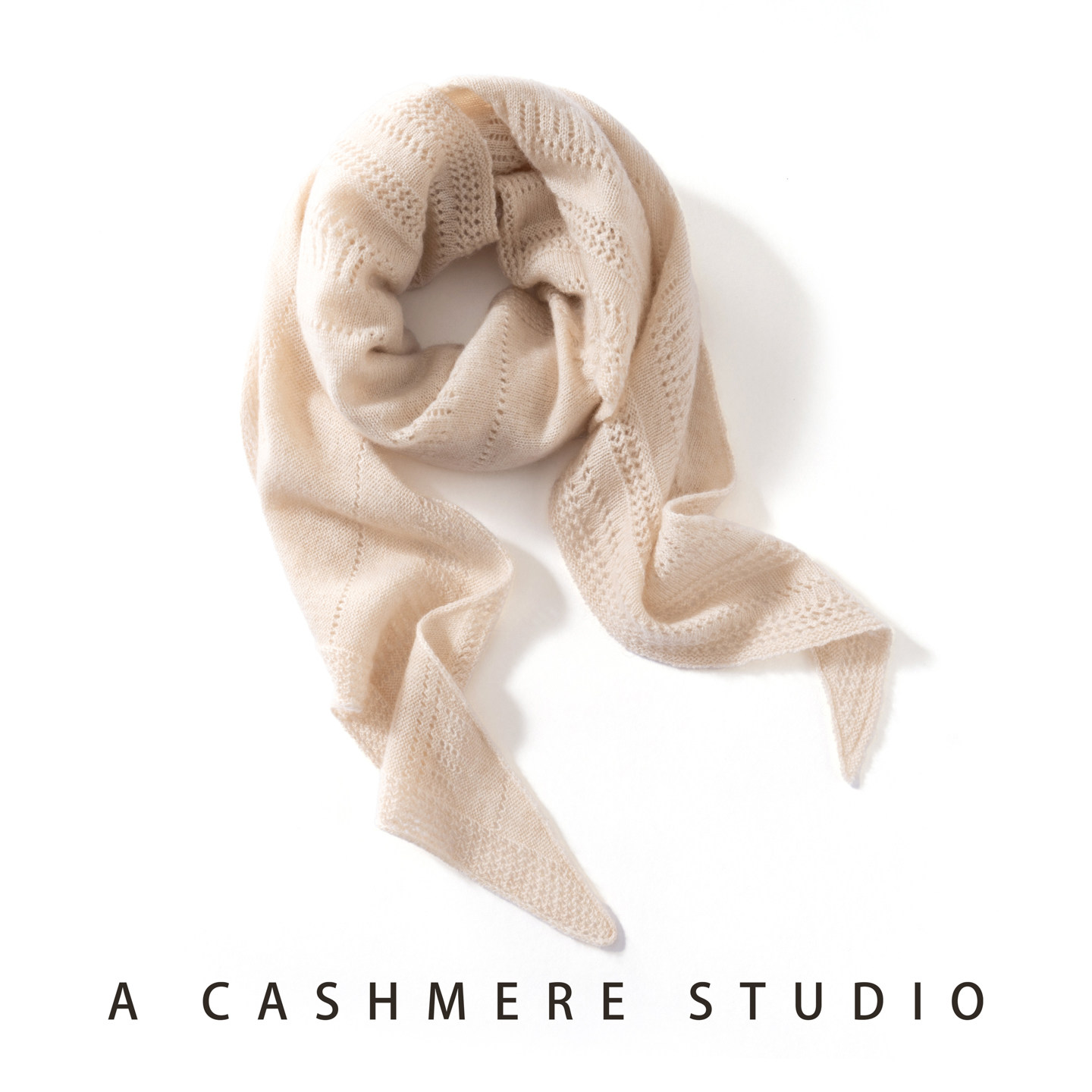 提升气质感~100%纯山羊绒三角巾女秋冬季镂空百搭针织保暖围脖