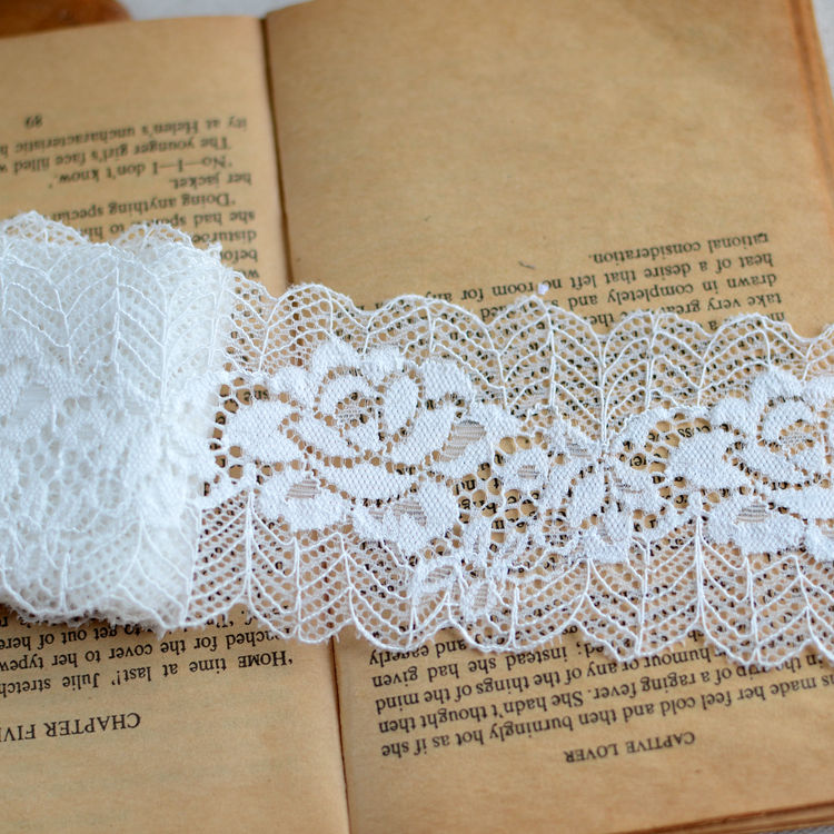 弹力花边辅料好品质米白色玫瑰花弹力涤纶蕾丝花边,服装娃衣辅料