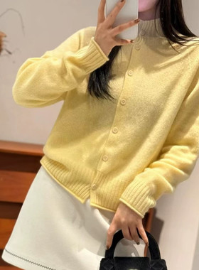 山羊绒半高领针织开衫 短款宽松慵懒松弛感单排扣羊绒外套女