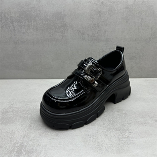 英伦一脚蹬圆头厚底高跟漆皮单鞋 撤柜处理断码 乐福鞋 2026春款 女鞋