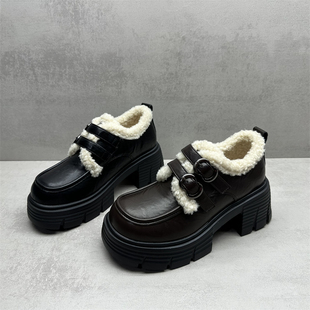 断码处理2025冬季新款女鞋舒适百搭英伦风乐福棉鞋加绒厚底毛毛鞋