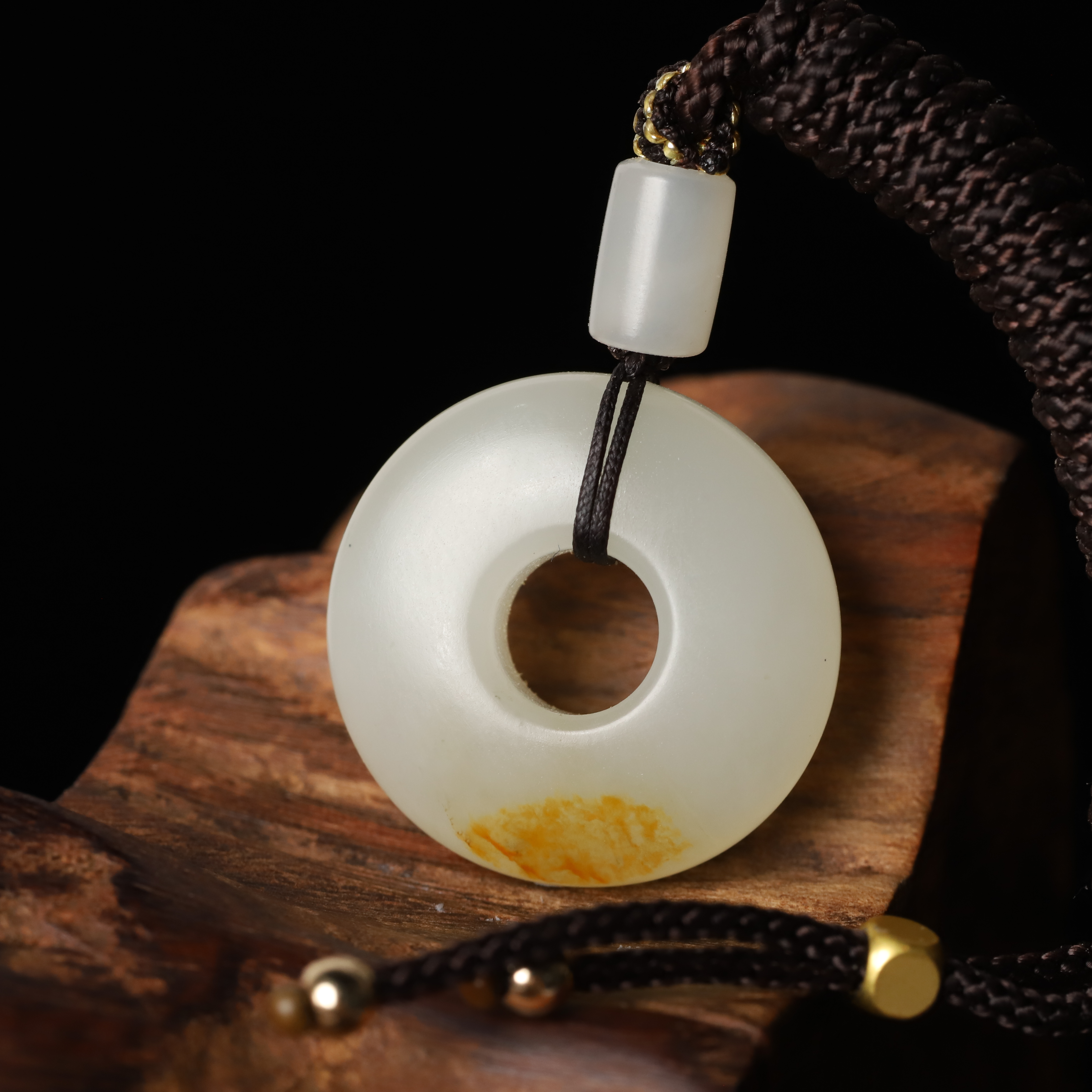 在售 19mm 新疆和田玉洒金皮籽料玉坠吊坠玉质苏工平安扣
