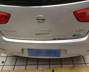 改装 适用于日产07 饰条 新骊威后备箱装 尾门后饰条车身亮条 19款