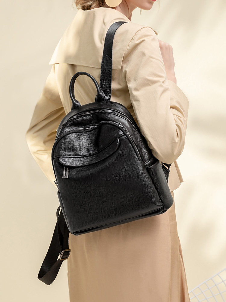 双肩包女2025新款女士背包真皮牛皮软皮百搭休闲小背包旅行通勤