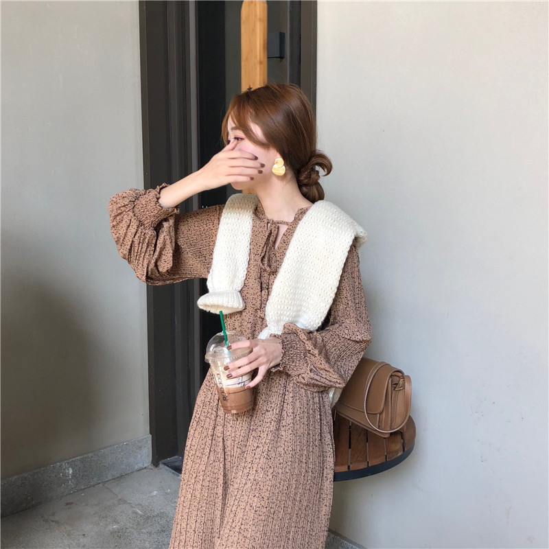 Real price 2181 autumn and winter 2018 Vintage Floral Long Sleeve Chiffon Dress temperament medium length skirt