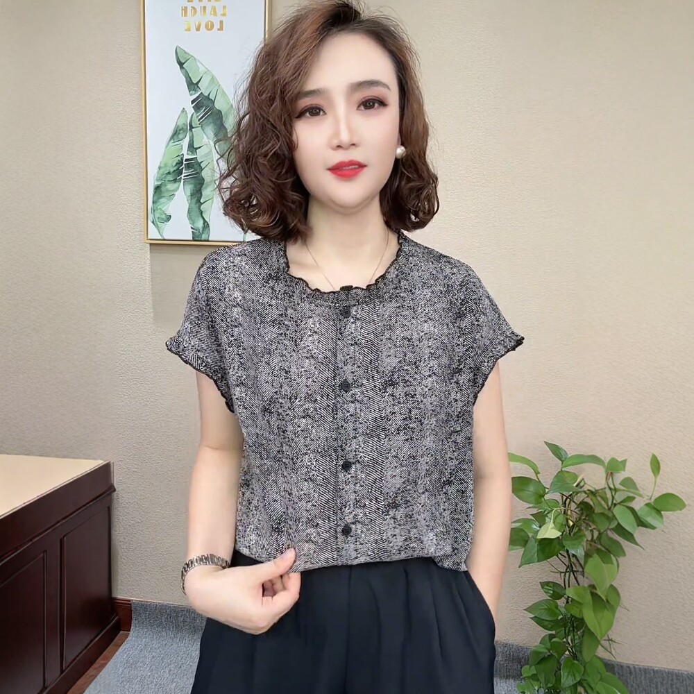 洋气妈妈装衬衣小衫夏季新款气质时尚休闲减龄圆领薄款短袖T恤女