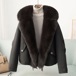 憨厚皇后2025秋季海宁新款可拆卸狐狸毛领派克羽绒服女式保暖外套