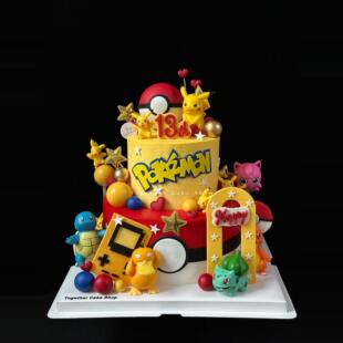 儿童神奇宝贝蛋糕装 饰摆件可达鸭男孩皮卡丘精灵球生日甜品台插件