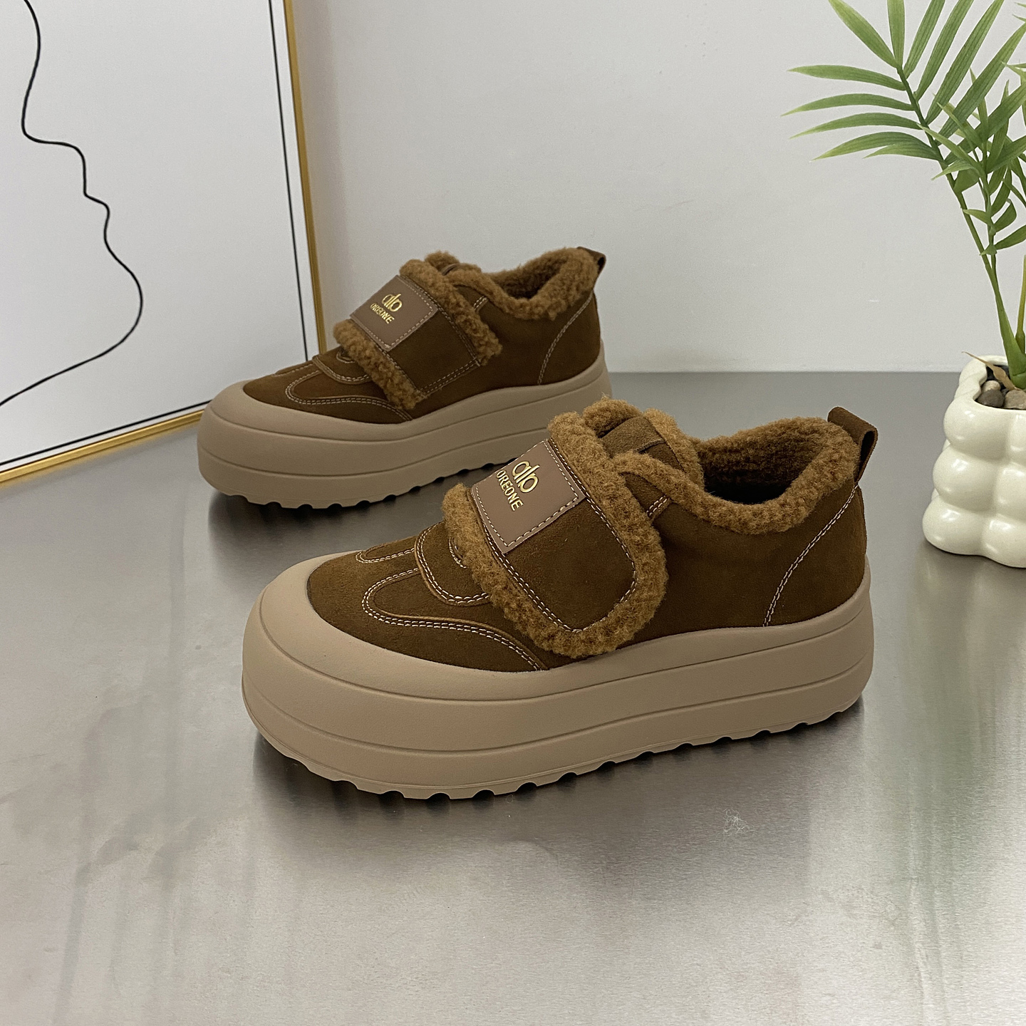 真皮羊羔毛加绒保暖棉鞋女毛毛鞋