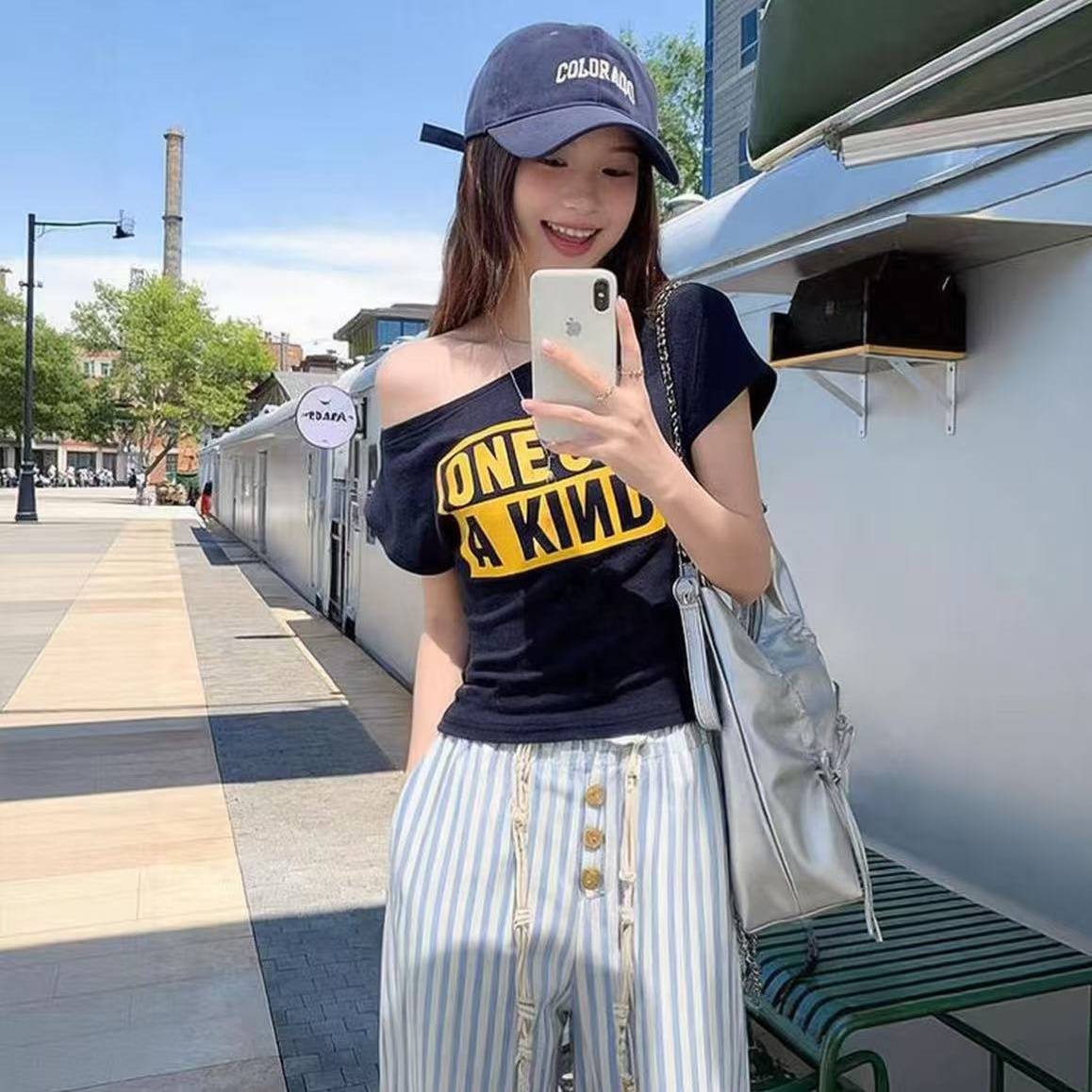 2026新款斜肩字母印花纯色时尚设计感打底衫短袖温柔显瘦T恤323
