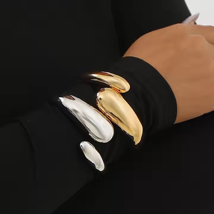 欧美风几何不规则蛇形合金手镯