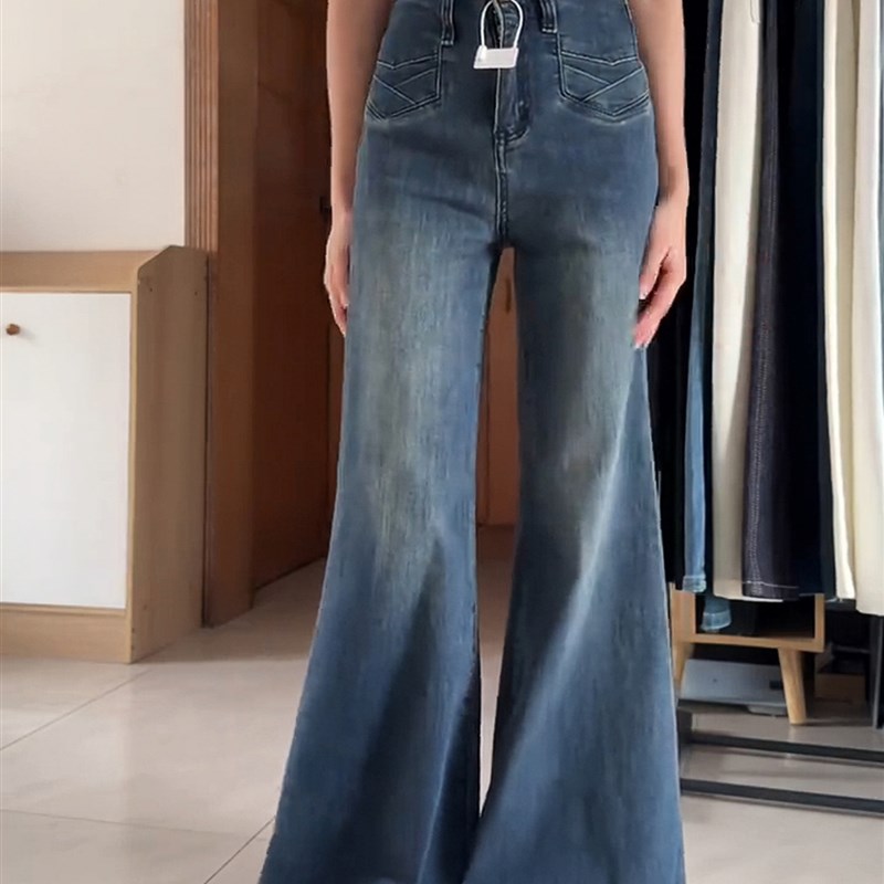 适用不贴腿微喇阔腿牛仔裤女秋季新款胖妹妹mm梨型身W材高腰显瘦