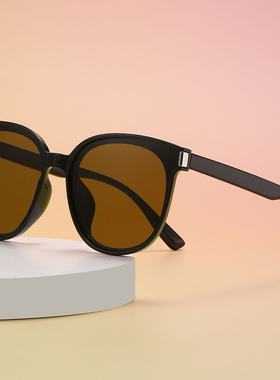 复古百搭黑色方形显瘦墨镜