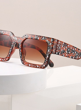 欧美复古长方形镶钻墨镜