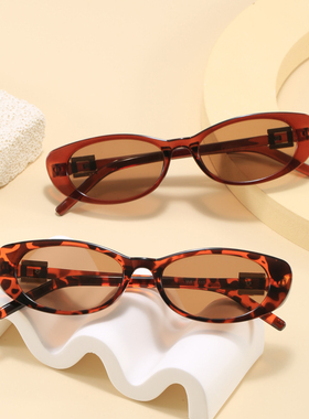 椭圆猫眼小框轻奢防紫外线墨镜