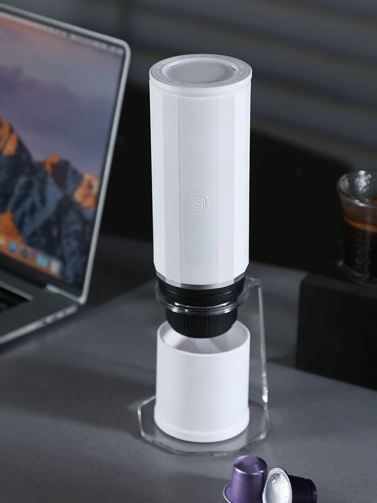 Automatic handheld coffee machine, concentrated extract, capsule, fully automatic