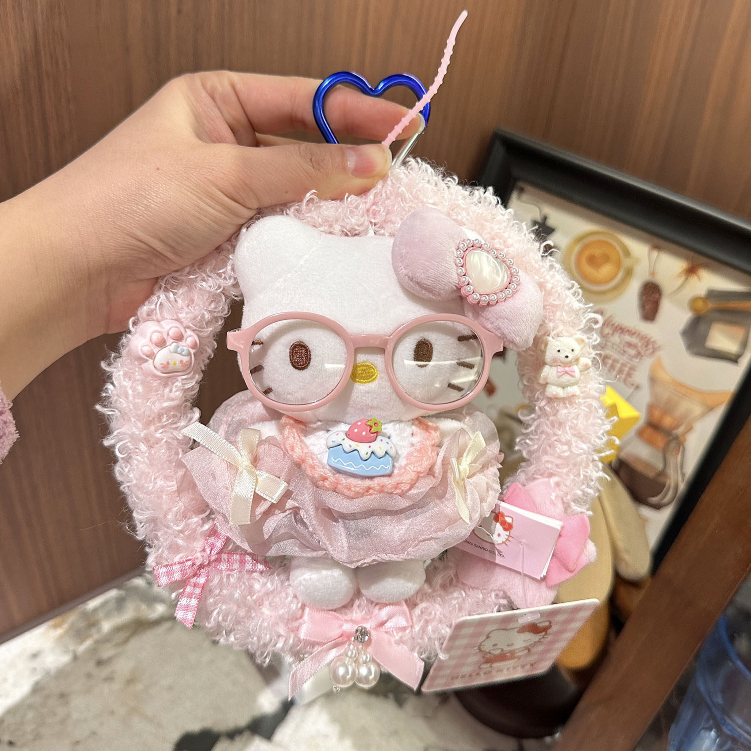 可爱正版Kitty新款花环kT挂饰包包挂件小摆件节日礼物粉色系,服饰配件/皮带/帽子/围巾,包挂件,淘宝优惠券,粉丝福利购,淘宝优惠卷