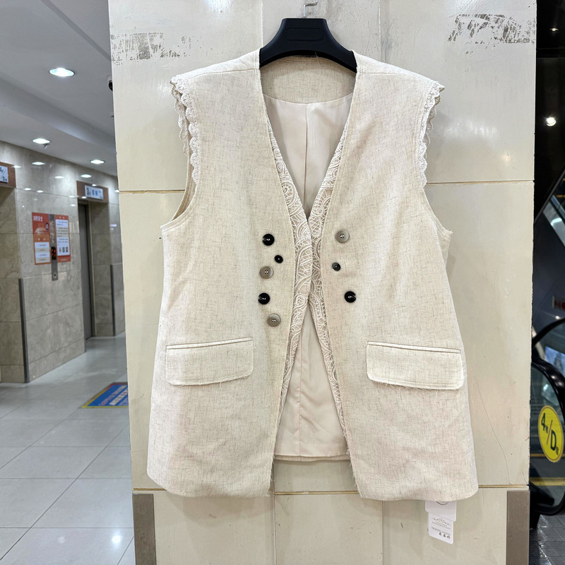 菲姿彩FEZSAWT026 蕾丝花边门禁订纽扣V领休闲亚麻马甲外套欧货春