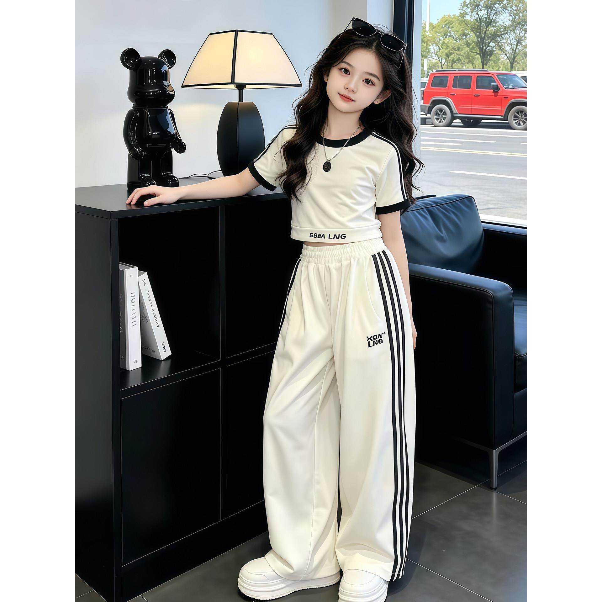 女童运动套装夏款2026新款中大童洋气撞色条纹休闲女孩两件套时髦