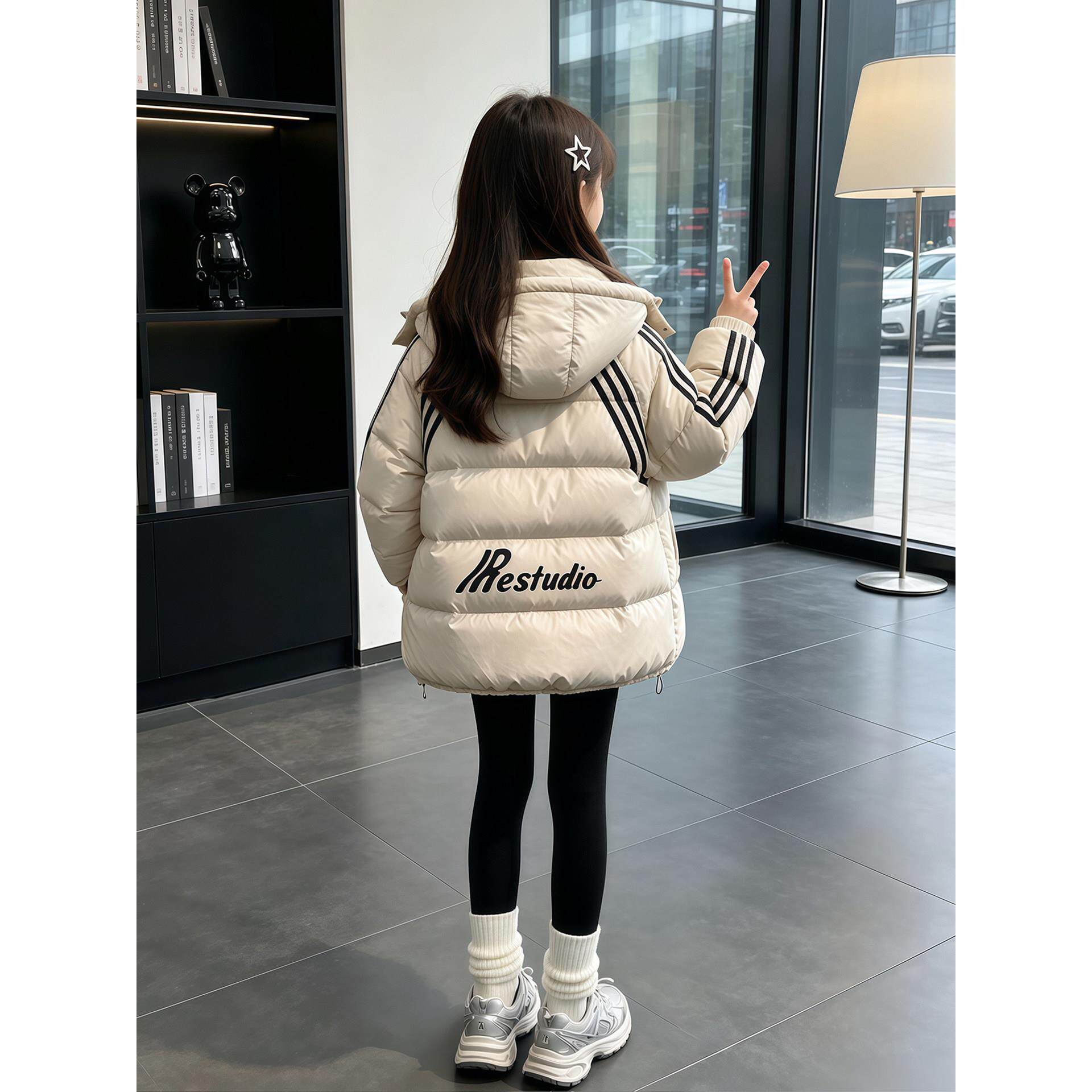 女童夹棉外套秋冬2026新款儿童印花棉衣冬装女孩加厚连帽棉袄洋气