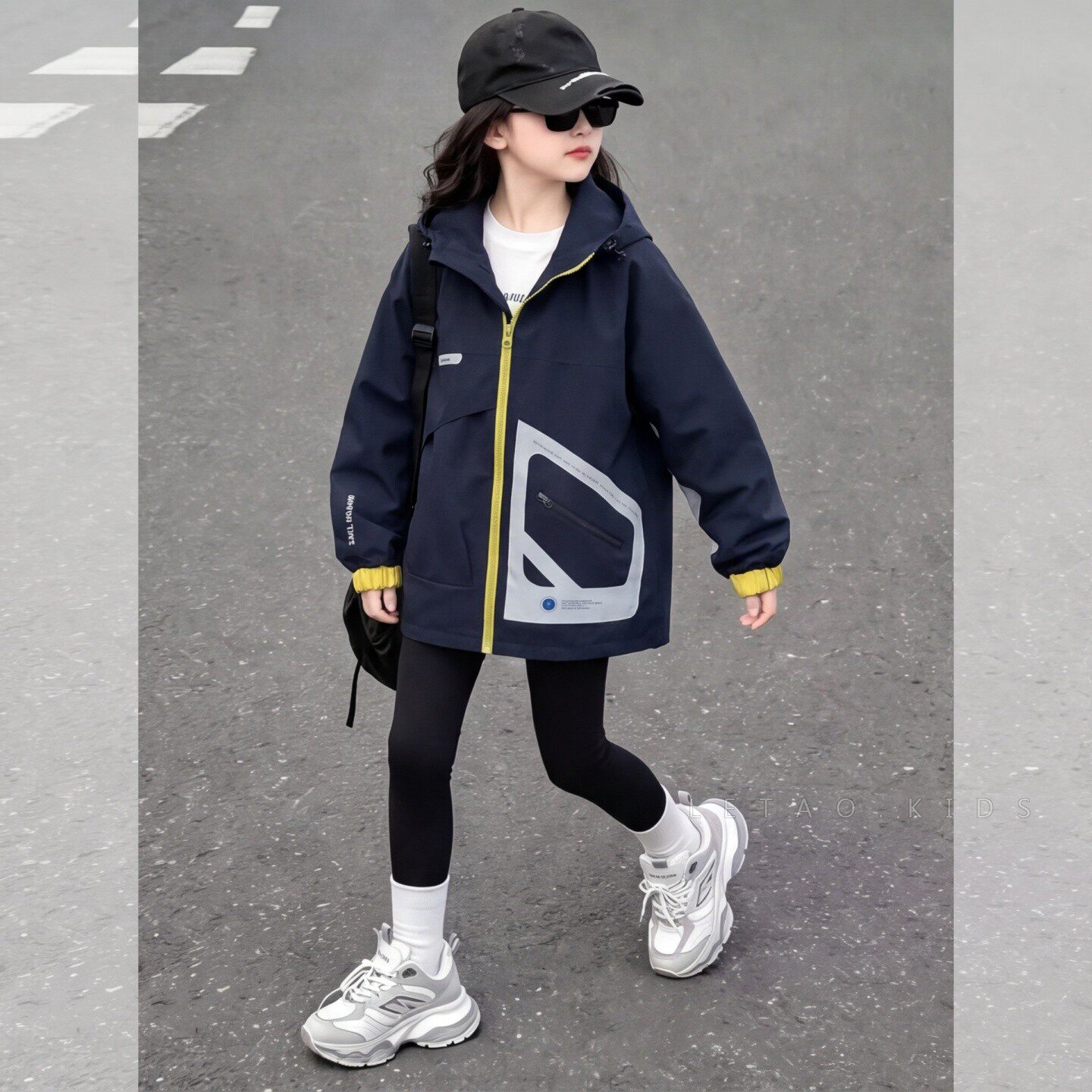 女童春秋冬连帽撞色冲锋衣外套