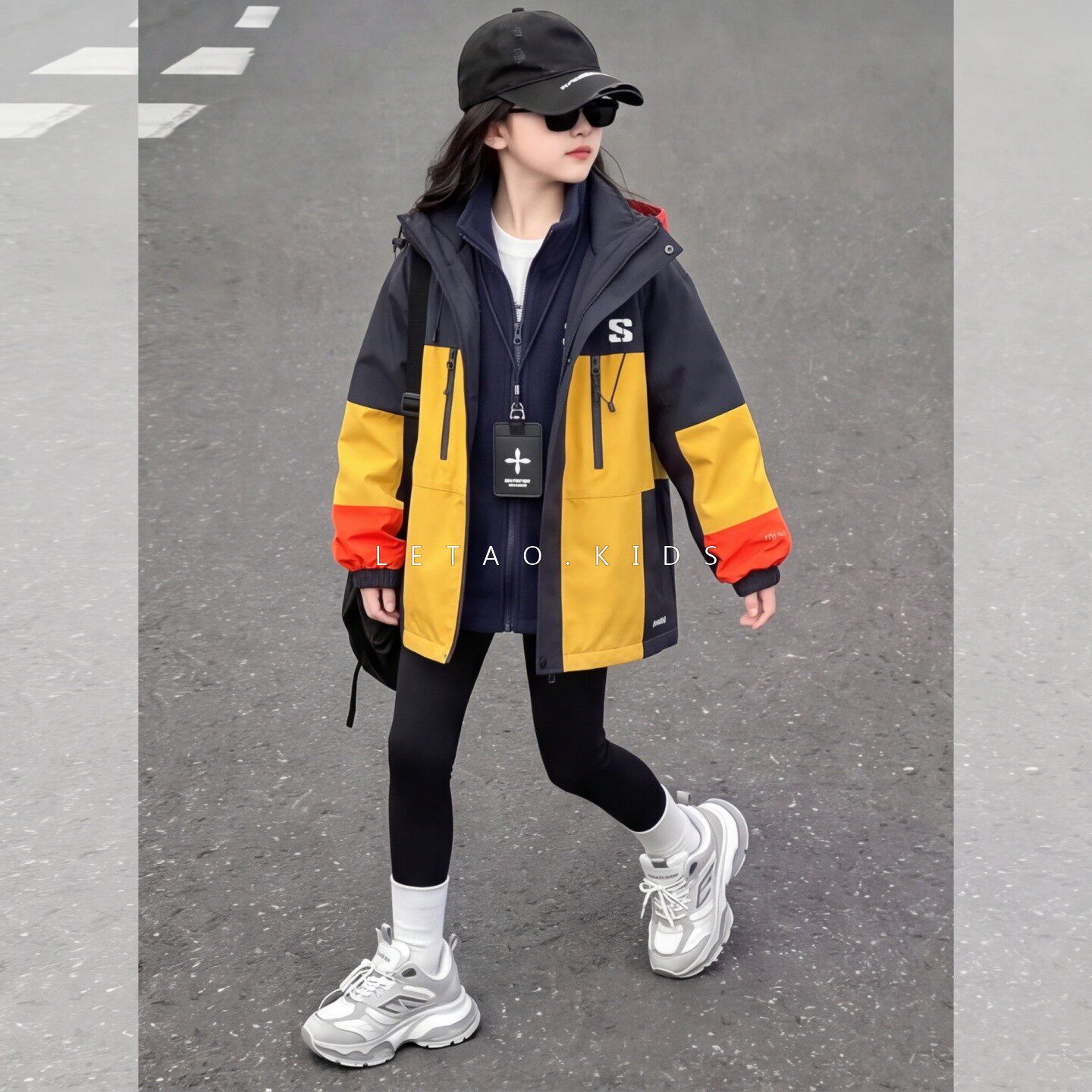 女童冬季三合一加厚连帽冲锋外套