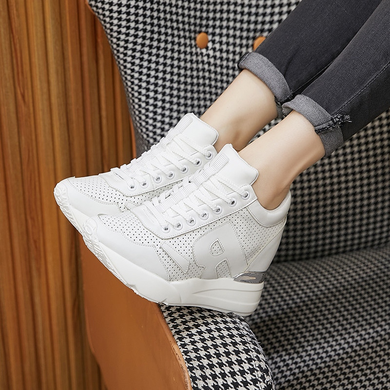 艾淇小个子隐形内增高女鞋2025秋季新款10厘米镂空透气松糕休闲鞋,女鞋,浅口单鞋,淘宝优惠券,粉丝福利购,淘宝优惠卷