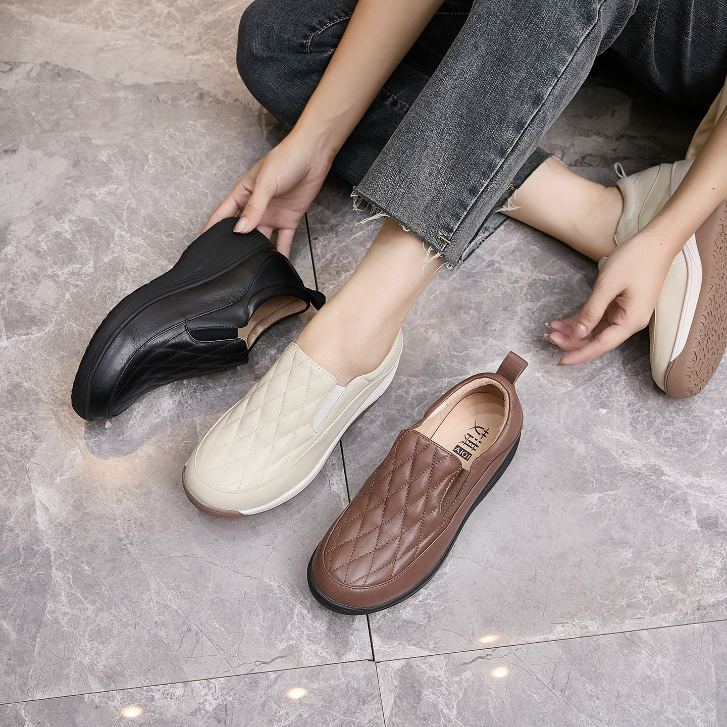 艾淇真皮厚底女鞋2025秋冬新款一脚蹬软底妈妈鞋休闲旅游乐福鞋女,女鞋,浅口单鞋,淘宝优惠券,粉丝福利购,淘宝优惠卷