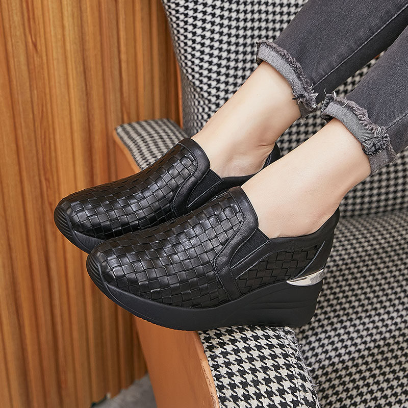 艾淇厚底单鞋2026春季新款透气休闲鞋编织纹理防滑通勤百搭女鞋子