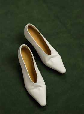 Le' Queen意大利水洗牛皮 法式粗跟女巫鞋v口奶奶单鞋新中式瓢鞋