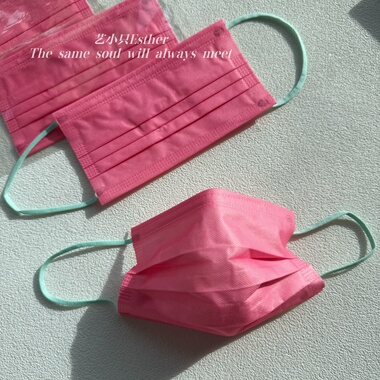 香港纯荧光粉色口罩撞色西瓜粉澳门一次性透气高颜值时尚显白面罩