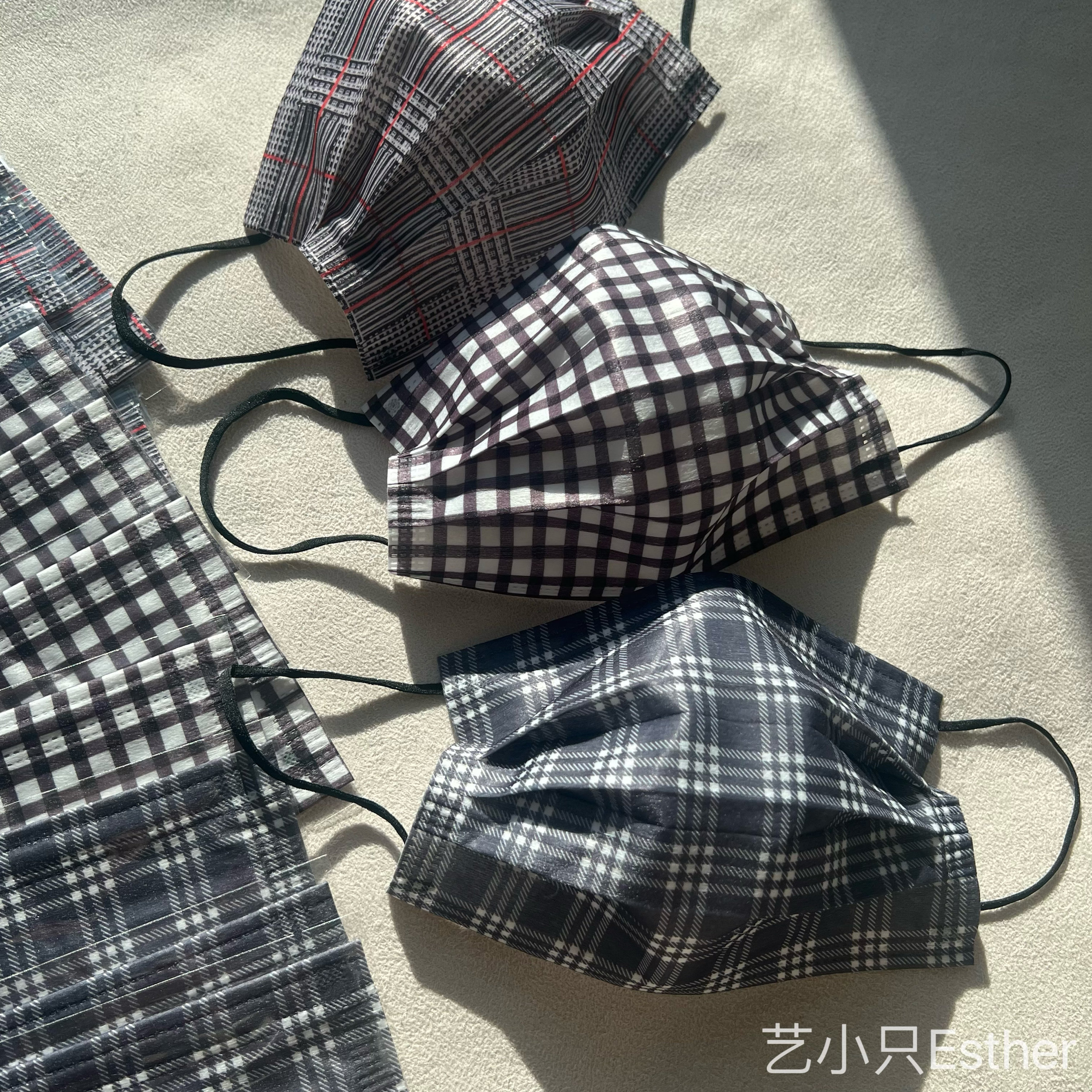 时尚黑色格子口罩印花一次性透气成人高级颜值显白复古平面罩新品