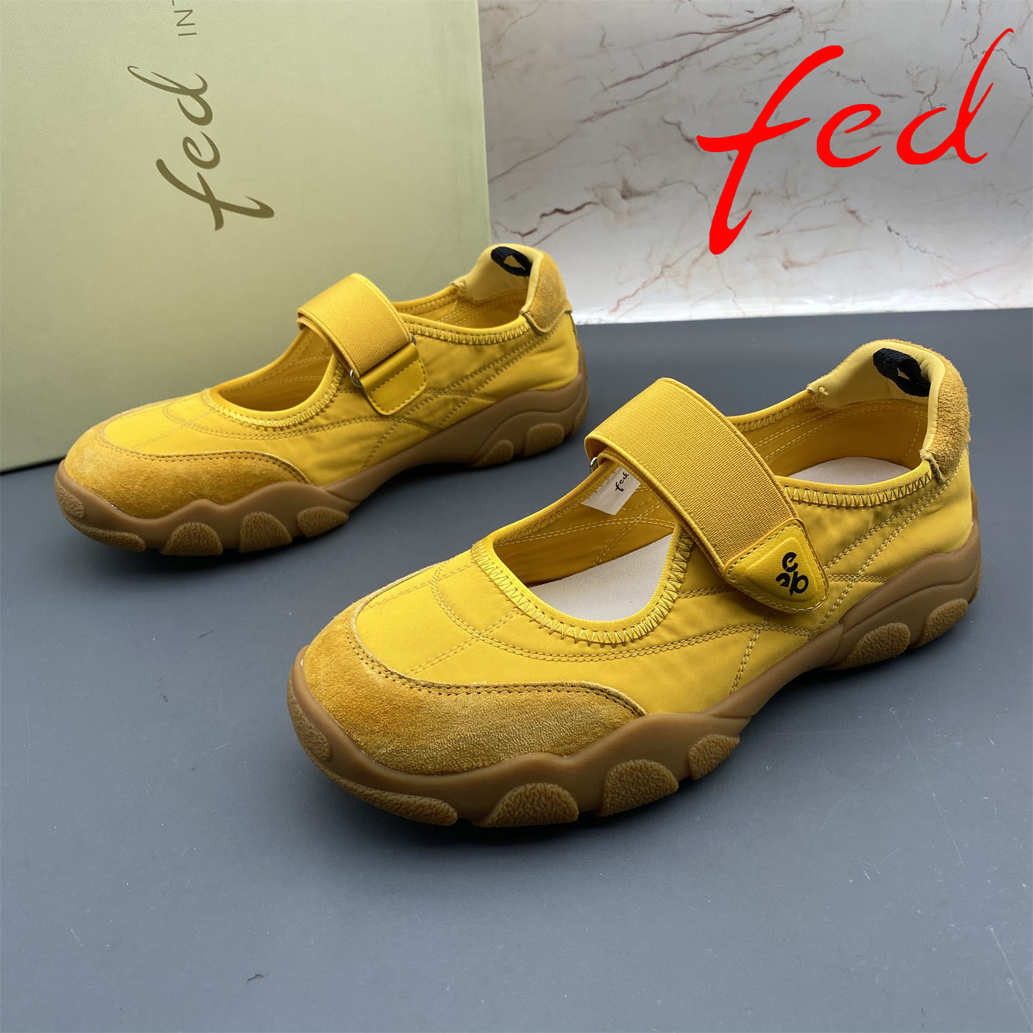 38码fed/艾芙伊迪撤柜断码处理女鞋平跟防滑魔术贴浅口圆头玛丽珍