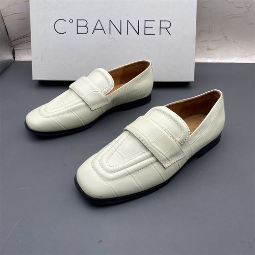 C.BANNER千百度撤柜牛皮断码真皮女鞋中口圆头平跟防滑时尚乐福鞋