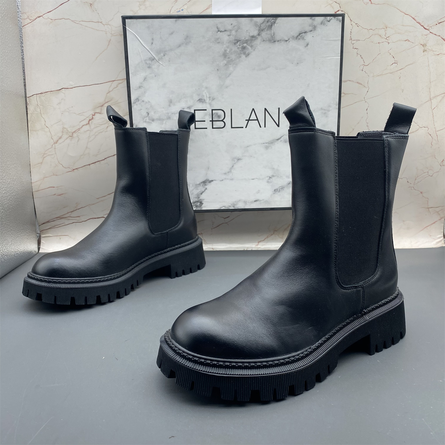 39码EBLAN/伊伴正品撤柜断码牛皮女鞋圆头平底防滑套筒切尔西短靴