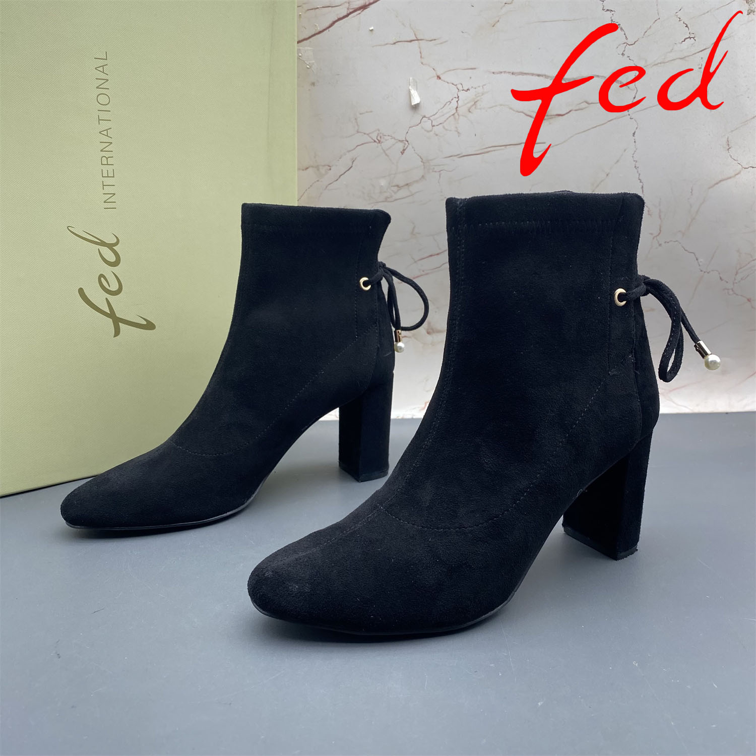 34码fed/艾芙伊迪撤柜断码处理女鞋粗跟高跟尖头时尚气质短靴