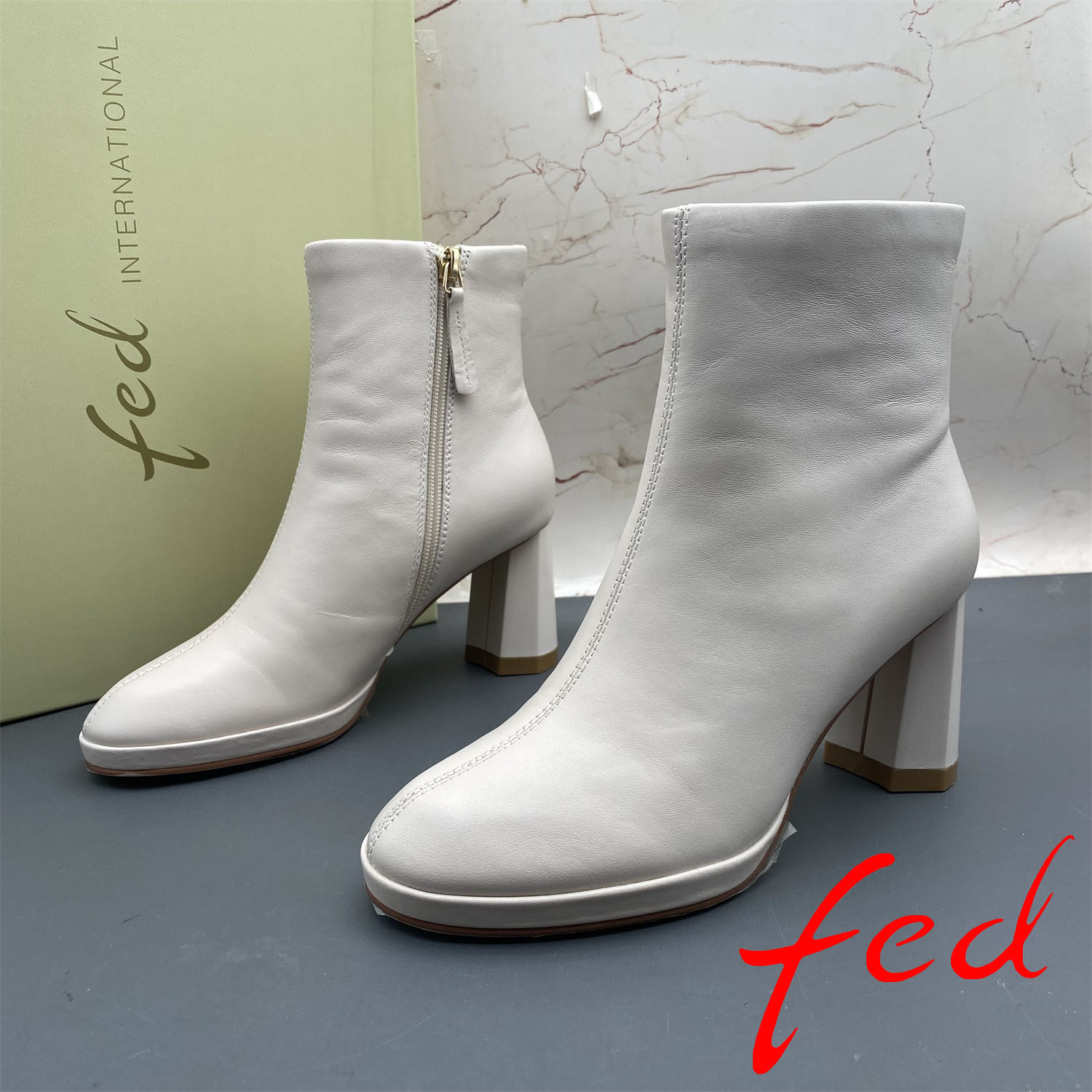 35码fed/艾芙伊迪撤柜断码羊皮女鞋拉链加绒棉鞋高跟粗跟圆头短靴