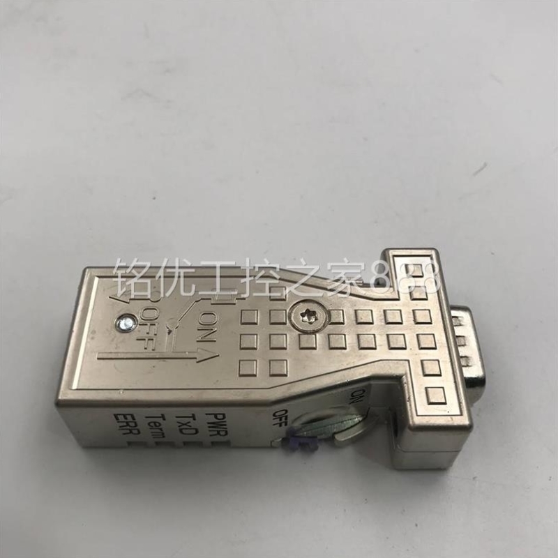 IPPA连接器 72-09DV972-0DP330 实拍请询价