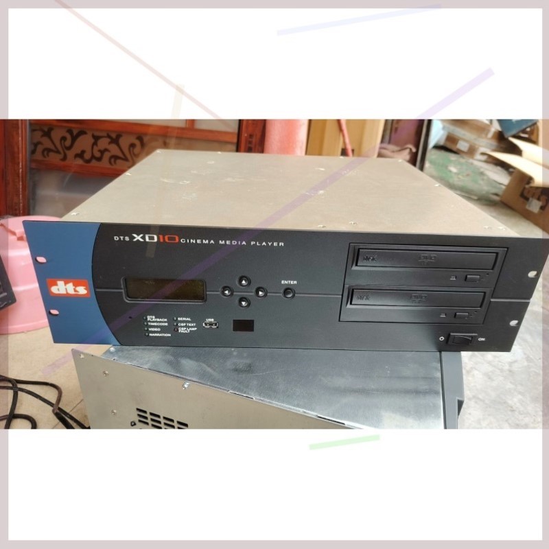 DTS XD10解码器,采用PCM1716E解码芯片,
