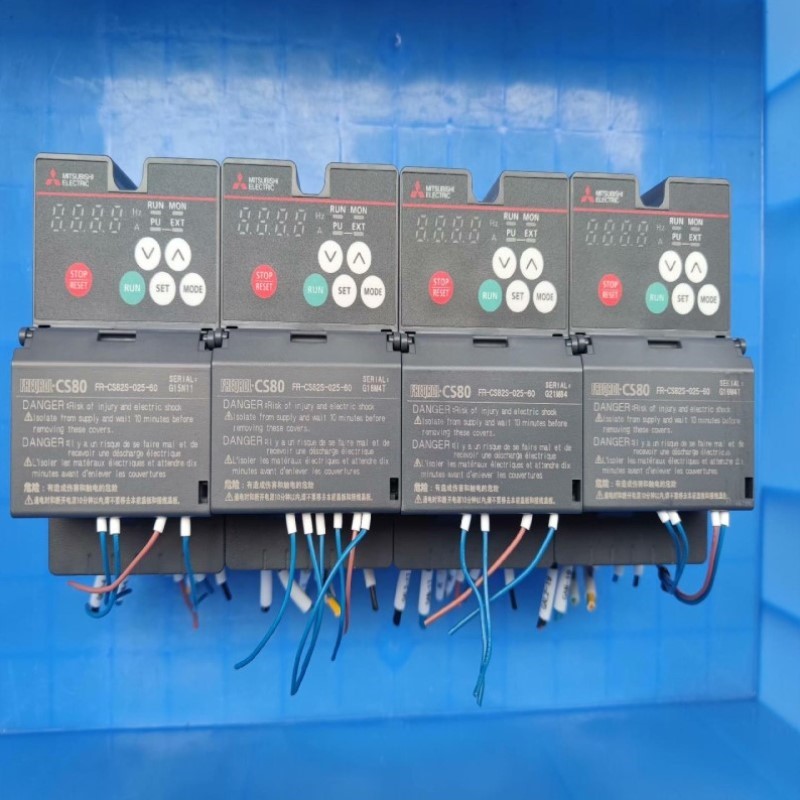 三菱变频器 FR-CS82S-025-60 0.4kw2