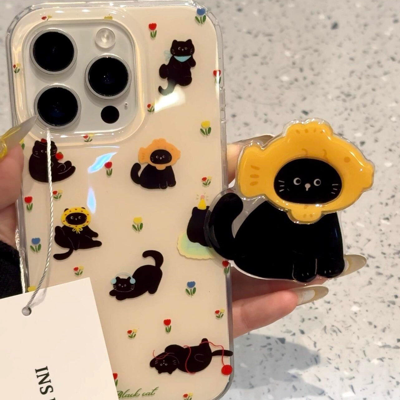 ins可爱鲷鱼烧黑色小猫适用苹果16promax手机壳15/14新款1312简约11pro烤鸭X/XR挂件7/8plus网红6p白色大孔