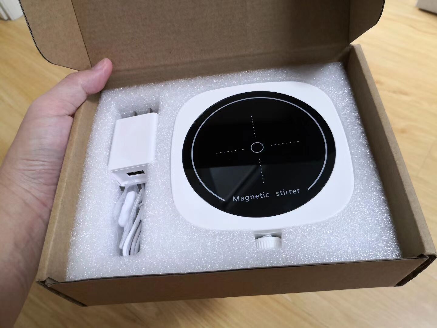 小型磁力搅拌器QI-MINI磁力搅拌器迷你最大搅拌量2L教学实验仪器