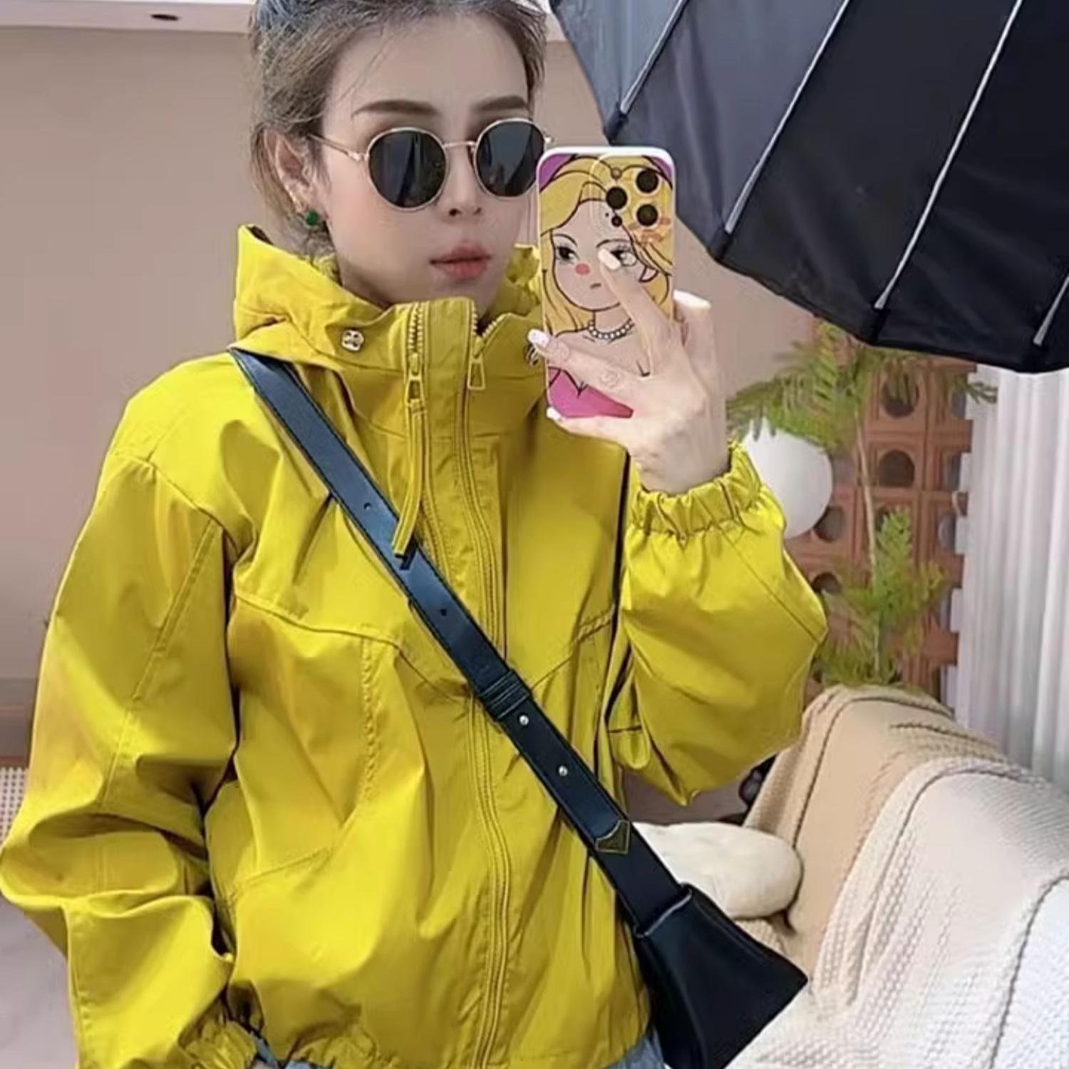 防水冲锋衣女春秋季爆款短款外套休闲运动小个子2025新款夹克上衣